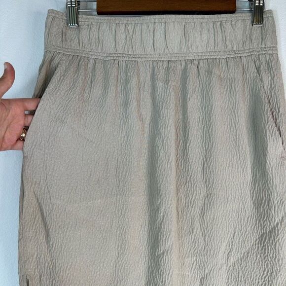 Helmut Lang 100% Silk Textured Midi Maxi Skirt Womens Medium Beige Side Slits - Picture 3 of 11